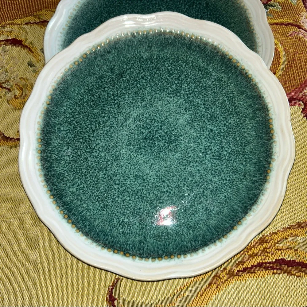Mikasa Gourmet Basics Stoneware Reyna Teal Speckled Scalloped Edge Dinner Plate